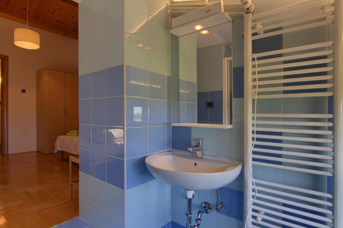 Holiday Home Kukurin Bale Exterior photo